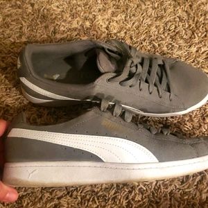 Puma grey suede tennis shoes